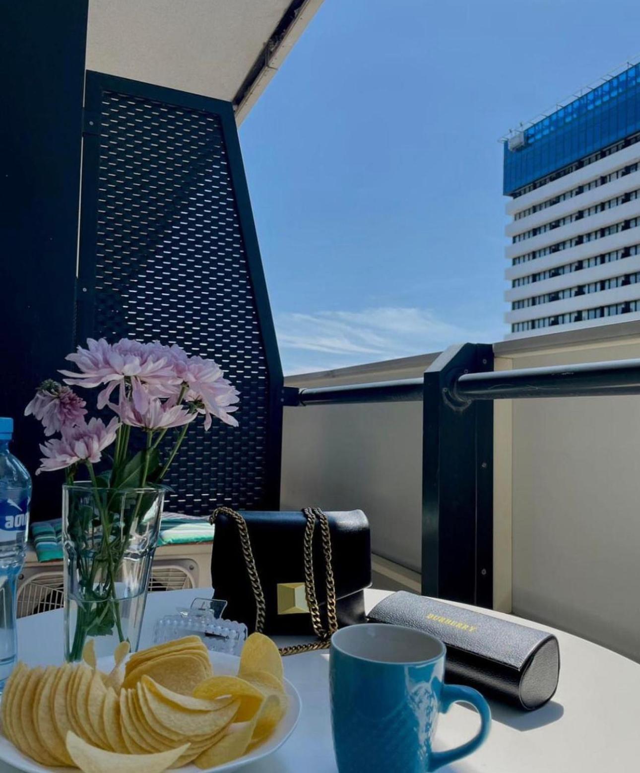 Orbi City Batumi Star Aparthotel Exterior photo